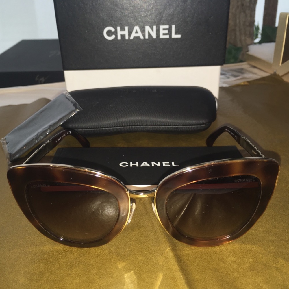 CHANEL CatEye Tortoise Gold Sunglasses53681295/S5